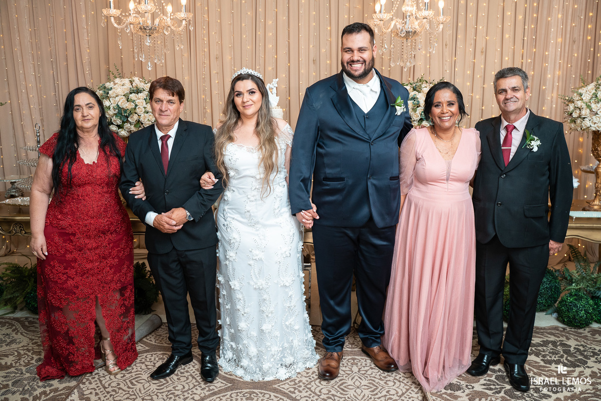 recepção do casamento em para de Minas na Dila festa fica na rua presidente Vargas fotos pelo fotografo israel lemos