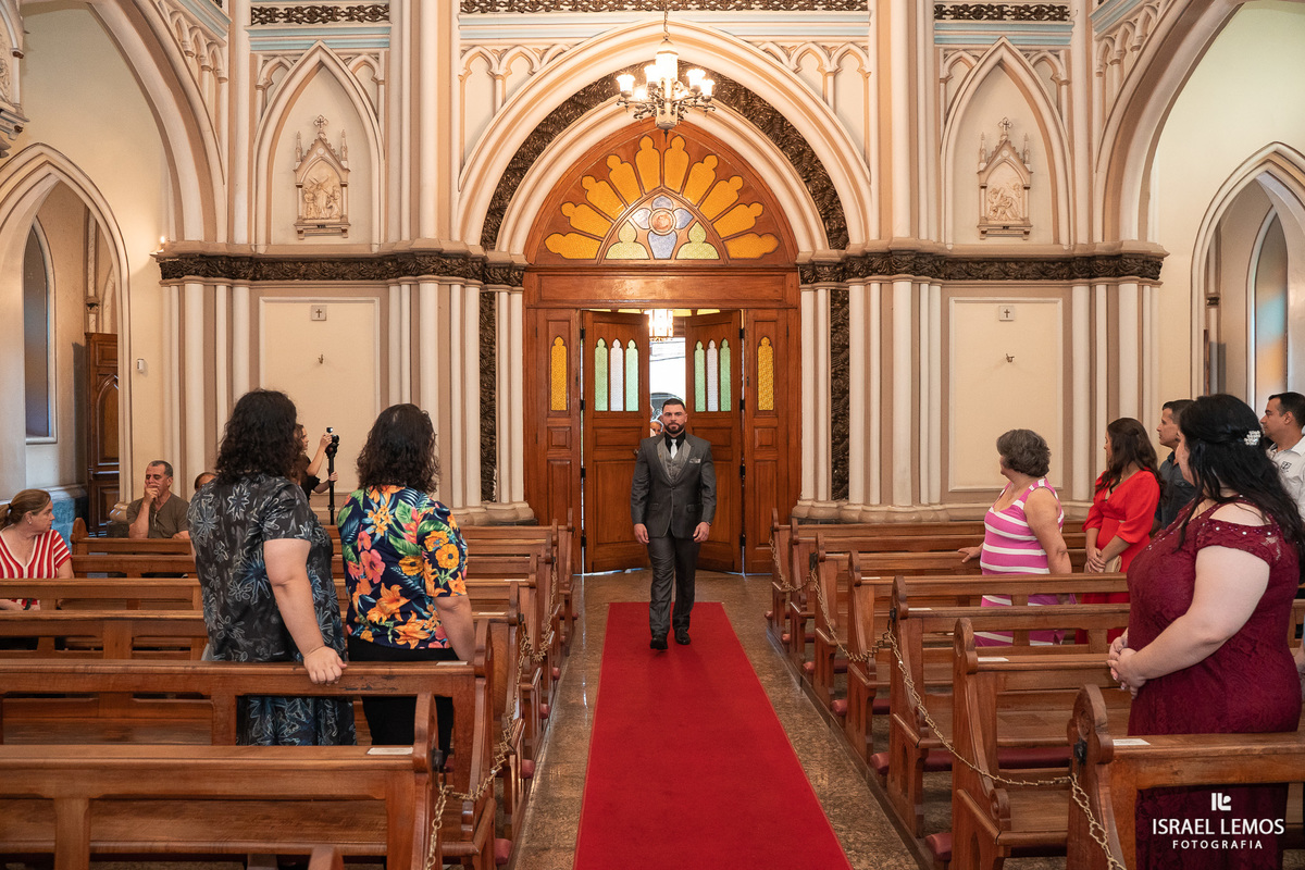 entrada da noivo em bh n s de Lourdes bh