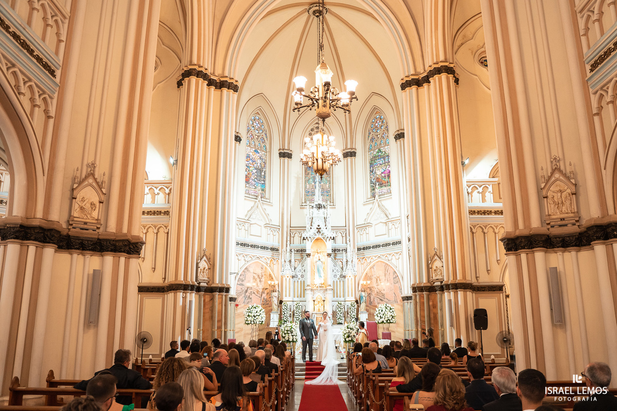 casamento em Belo Horizonte na igreja n s de Lourdes  fotos pelo fotografo bh israel lemos