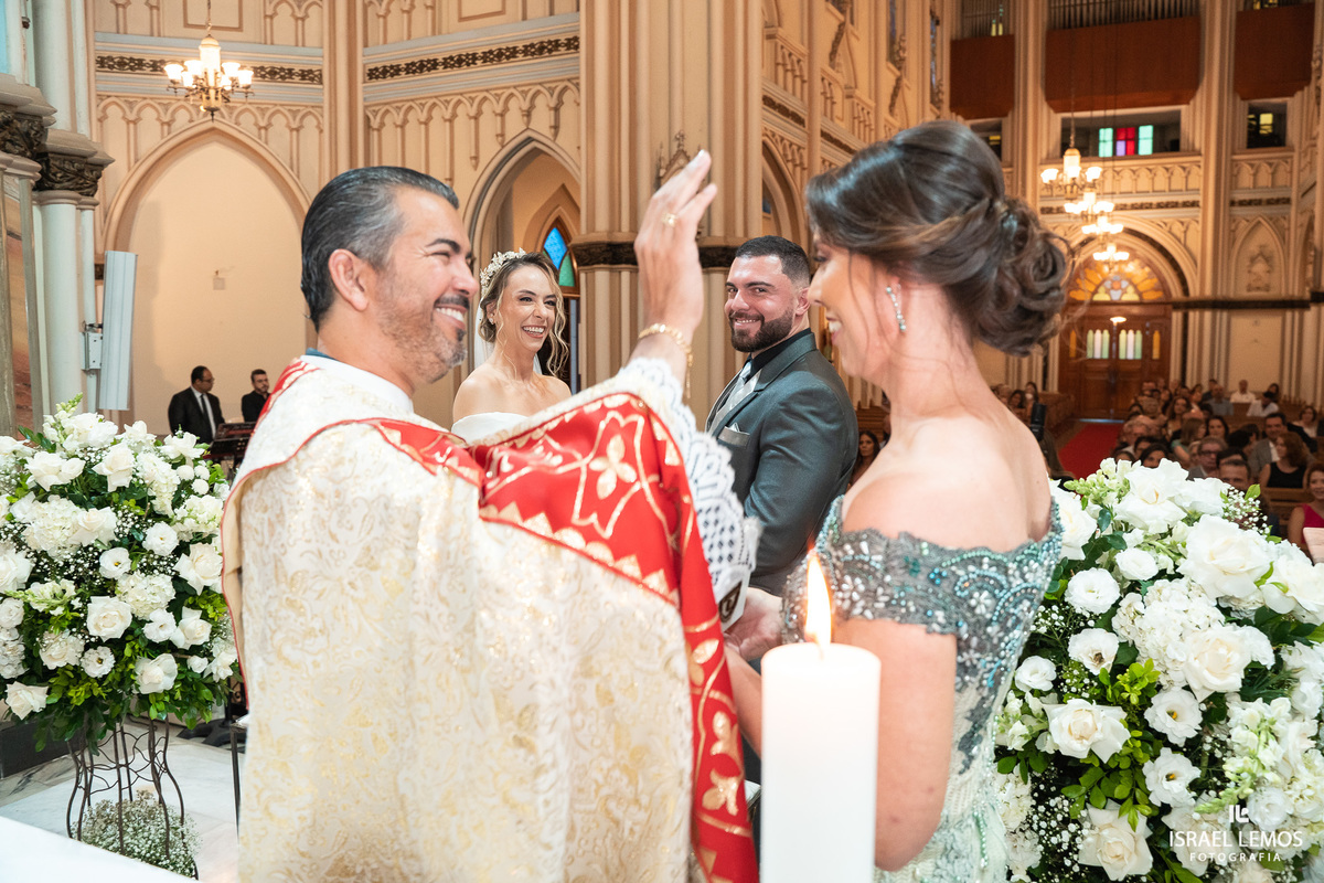 casamento em Belo Horizonte na igreja n s de Lourdes  fotos pelo fotografo bh israel lemos
