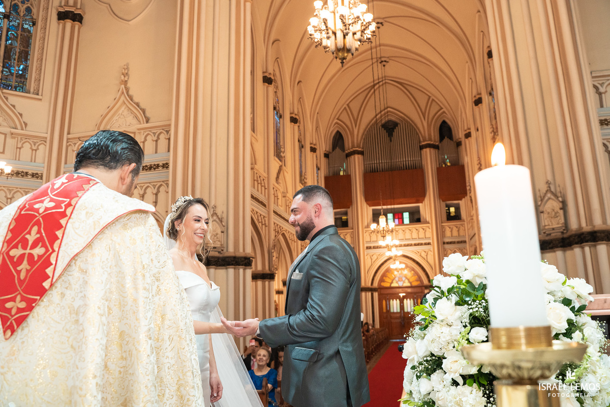 casamento em Belo Horizonte na igreja n s de Lourdes  fotos pelo fotografo bh israel lemos