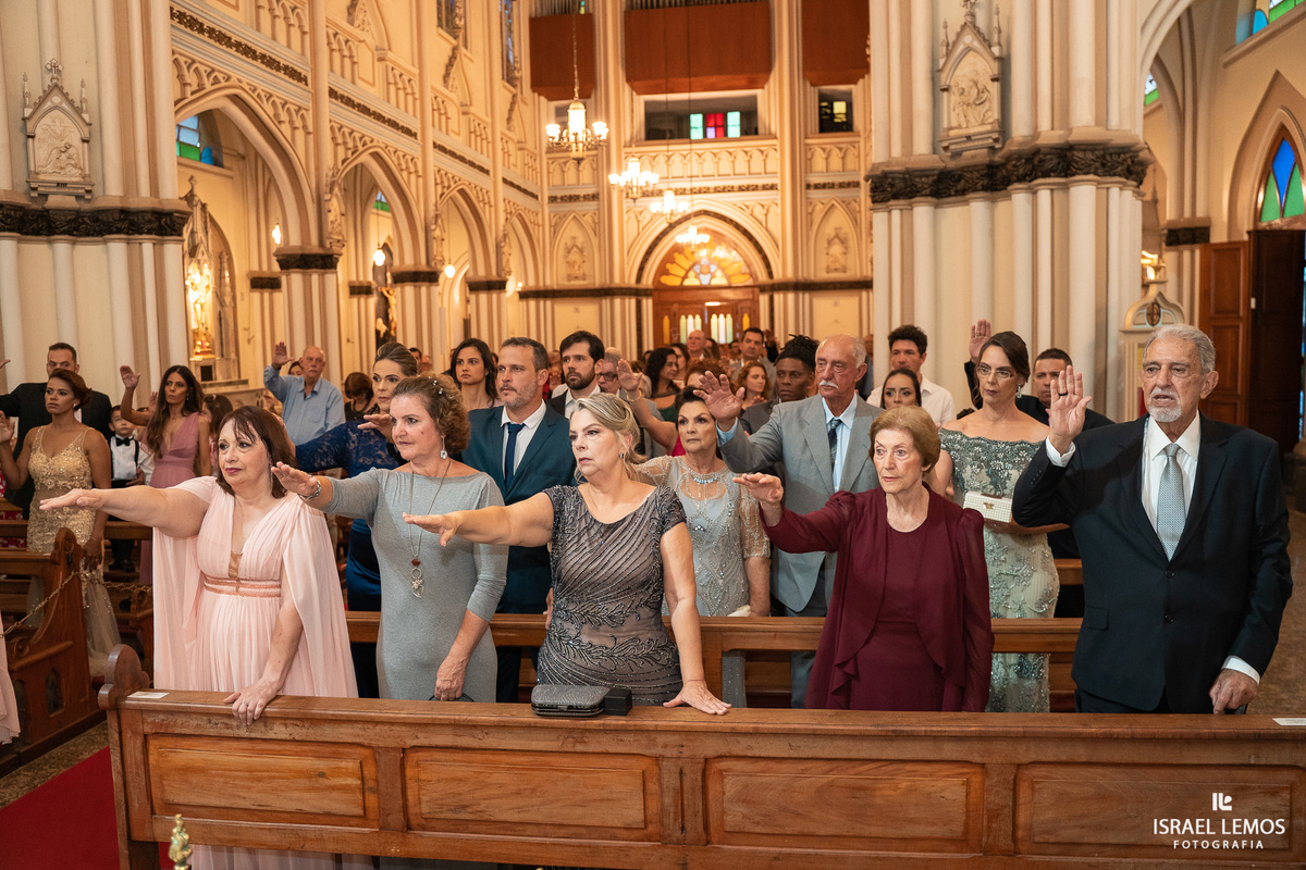 casamento em Belo Horizonte na igreja n s de Lourdes  fotos pelo fotografo bh israel lemos