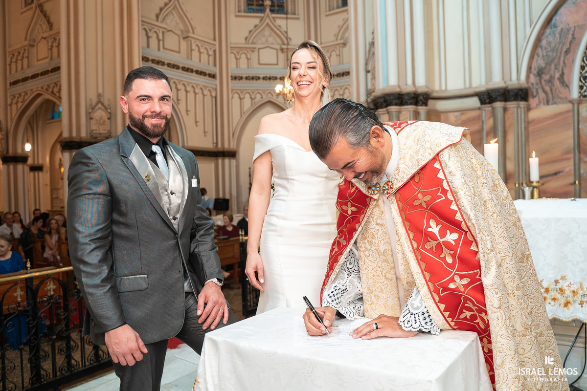 casamento na igreja em belo Horizonte n s de Lourdes em bh pelo fotografo israel lemos