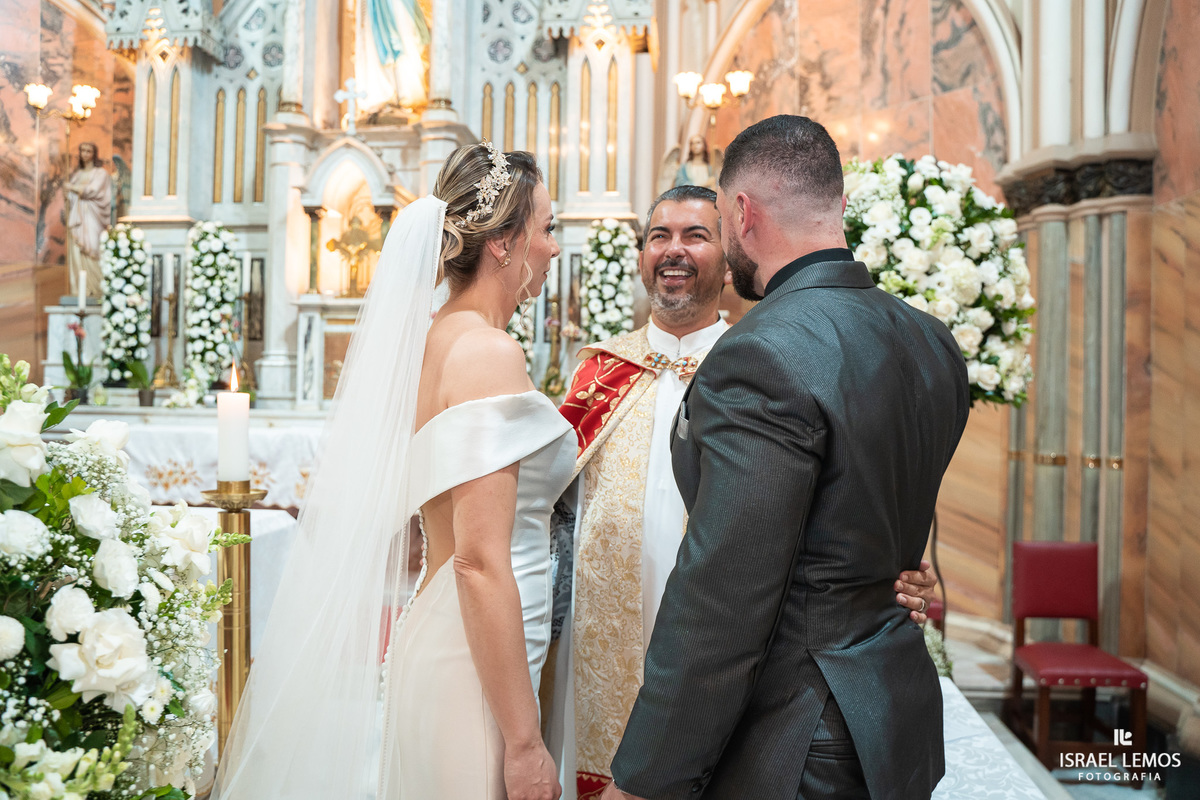casamento na igreja em belo Horizonte n s de Lourdes em bh pelo fotografo israel lemos