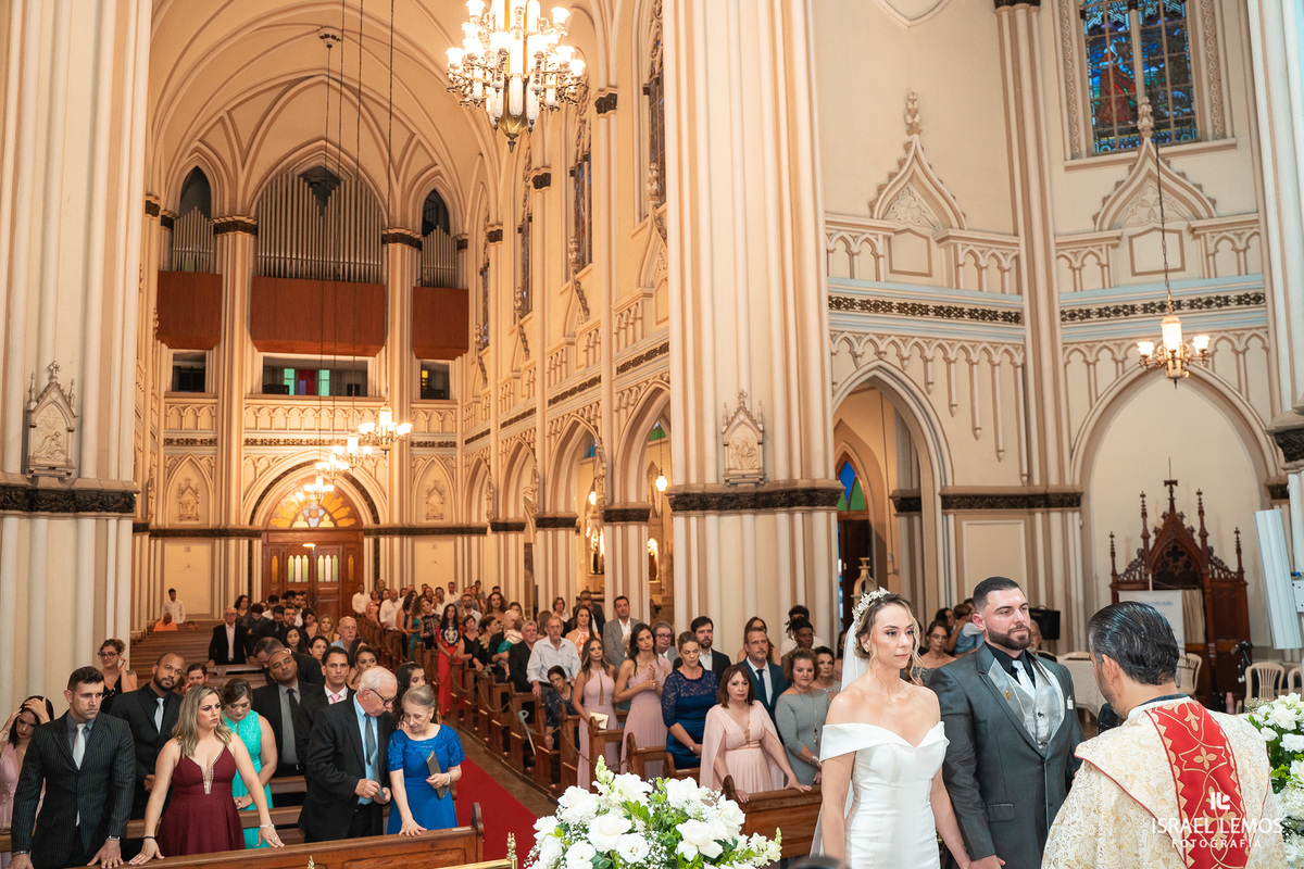 casamento na igreja em belo Horizonte n s de Lourdes em bh pelo fotografo israel lemos