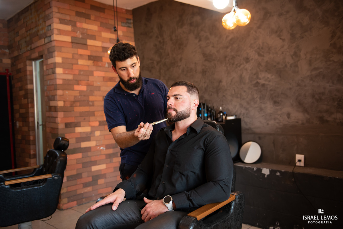 Fotografia de making of do noivo com casamento em Belo Horizonte no sala em belvedere no bh Shoping  bh fotos Israel Lemos 