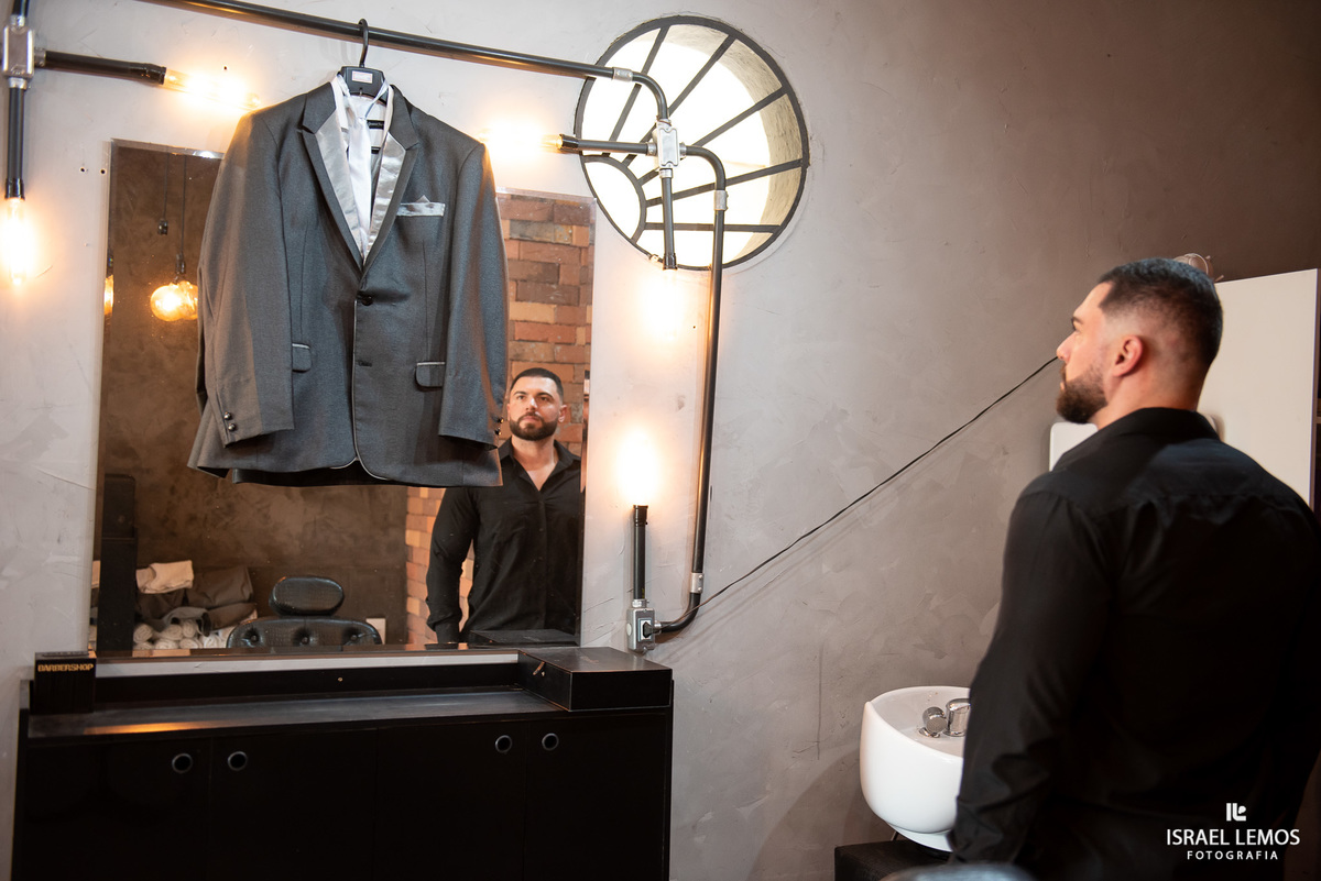 Fotografia de making of do noivo com casamento em Belo Horizonte no sala em belvedere no bh Shoping  bh fotos Israel Lemos 