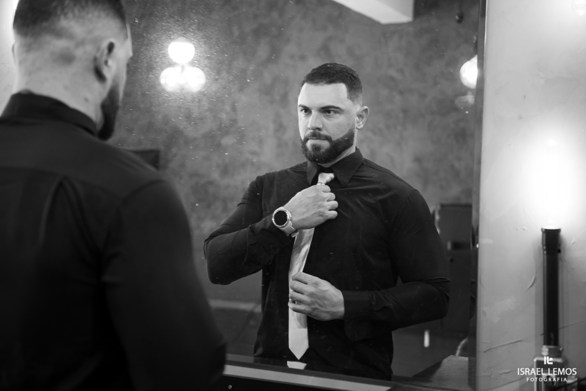 Fotografia de making of do noivo com casamento em Belo Horizonte no sala em belvedere no bh Shoping  bh fotos Israel Lemos 