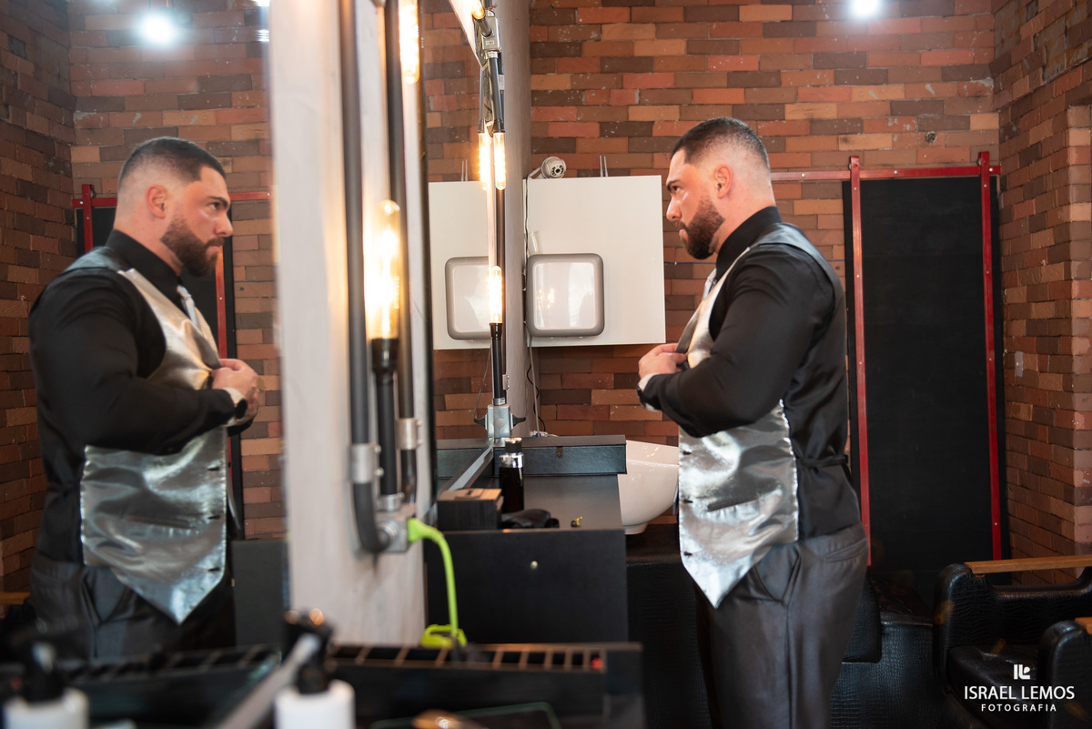 Fotografia de making of do noivo com casamento em Belo Horizonte no sala em belvedere no bh Shoping  bh fotos Israel Lemos 