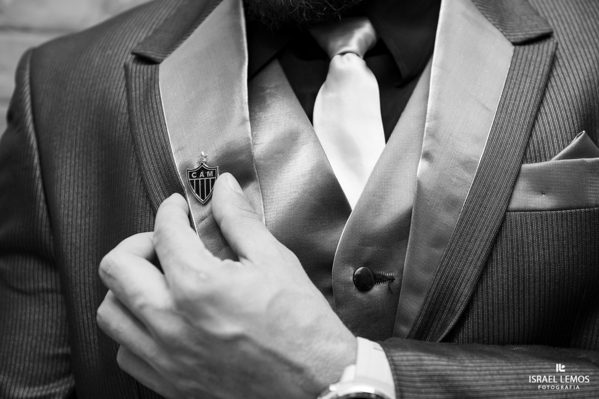 Fotografia de making of do noivo com casamento em Belo Horizonte no sala em belvedere no bh Shoping  bh fotos Israel Lemos 