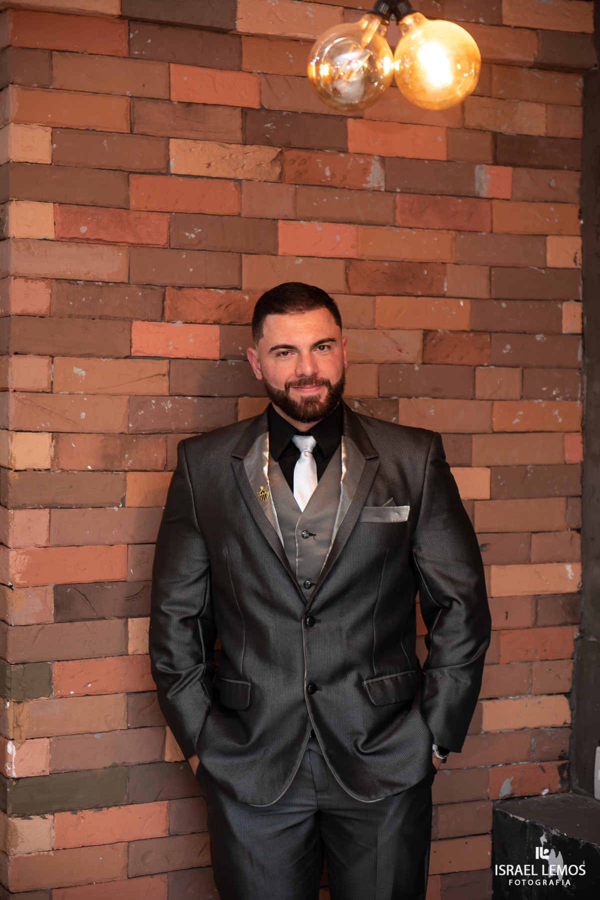 Fotografia de making of do noivo com casamento em Belo Horizonte no sala em belvedere no bh Shoping  bh fotos Israel Lemos 