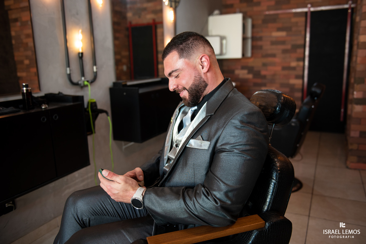 Fotografia de making of com casamento em Belo Horizonte na sala em belvedere bh fotos Israel Lemos 