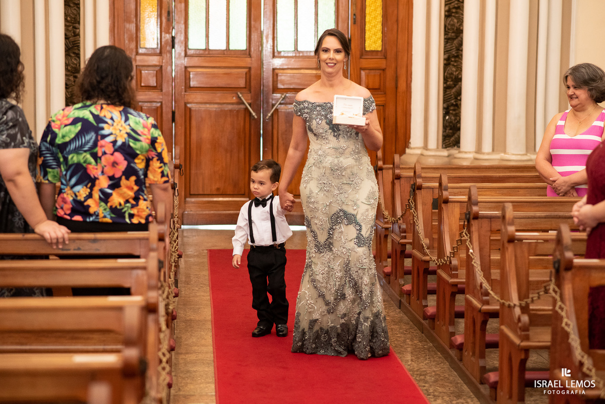casamento em Belo Horizonte na igreja n s de Lourdes  fotos pelo fotografo bh israel lemos