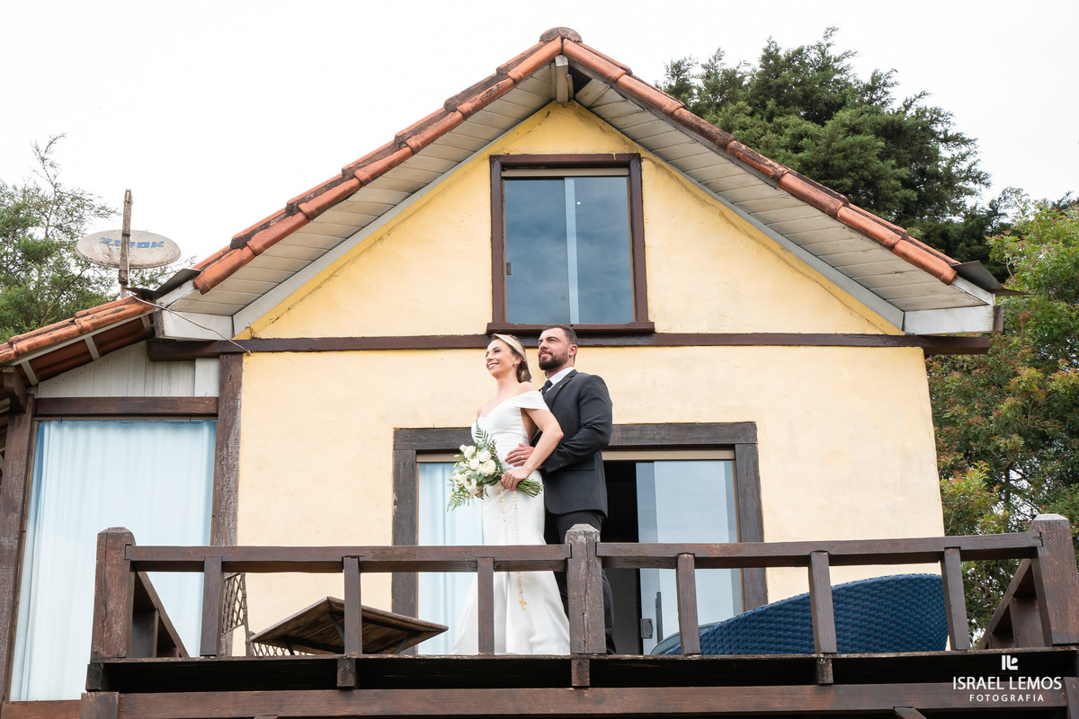 Ensaio fotografico de casal na cidade de lavras novas Ouro Preto com fotos perfeitas do fotografo Israel Lemos fotografia