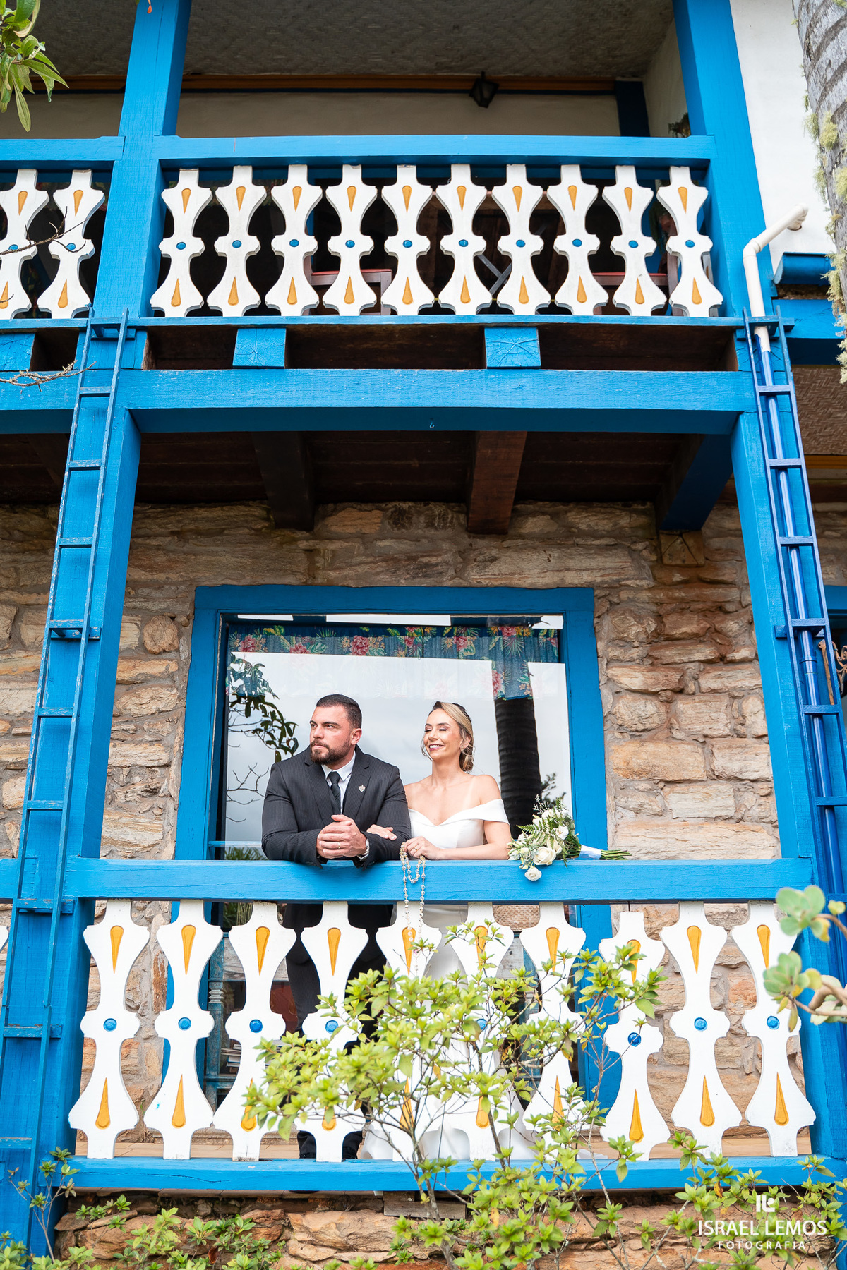 Ensaio fotografico de casal na cidade de lavras novas Ouro Preto com fotos perfeitas do fotografo Israel Lemos fotografia