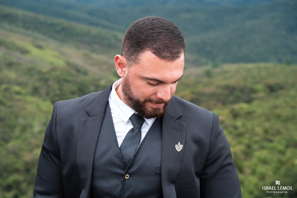 Ensaio fotografico de casal na cidade de lavras novas Ouro Preto com fotos perfeitas do fotografo Israel Lemos fotografia