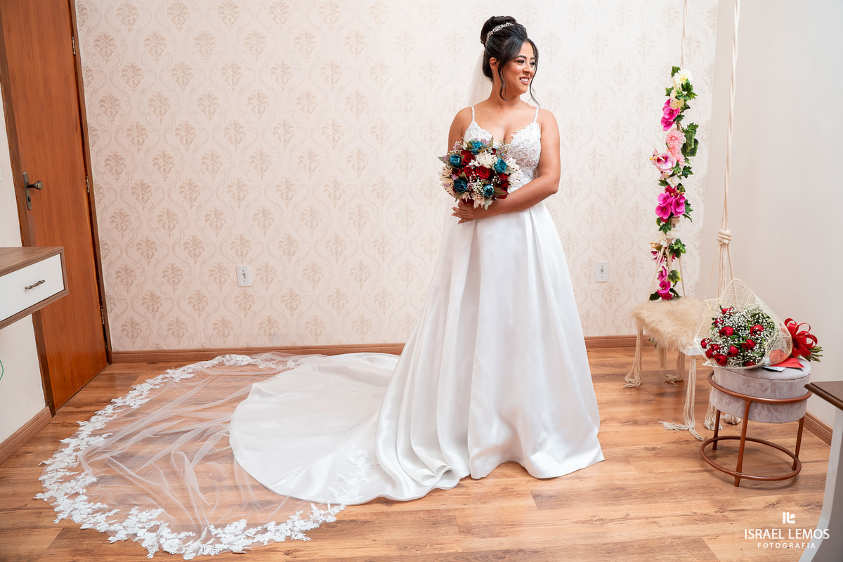 Maquiagem de noiva na cidade d JuMaquiagem de noiva na cidade d JMaquiagem de noiva na cidade d Juatuba fotografo em Juatuba israel lemosatuba fotografo em Juatuba israel lemos