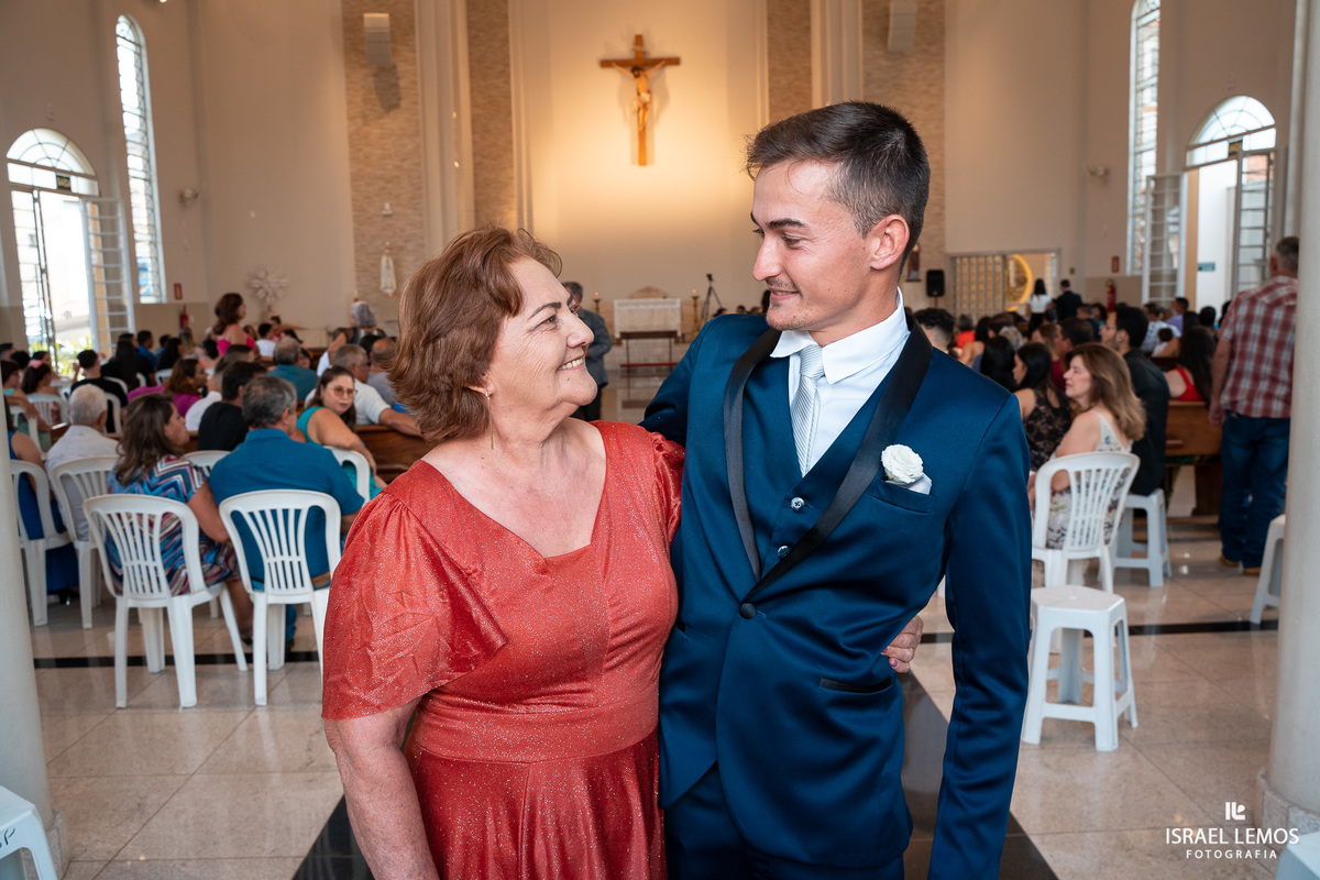 Fotografo de casamento em para de minas Israel Lemos fotografia fz lindo casamento na igreja de sao Pedro para de minas