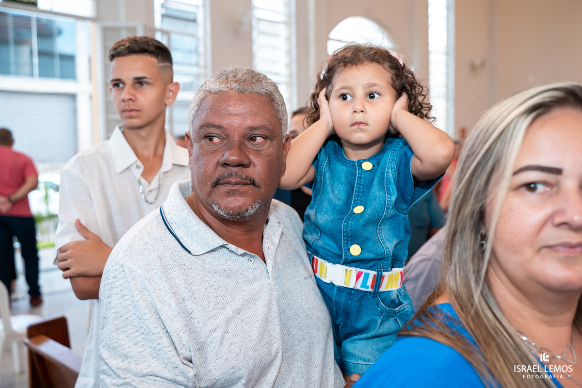 Fotografo de casamento em para de minas Israel Lemos fotografia fz lindo casamento na igreja de sao Pedro para de minas