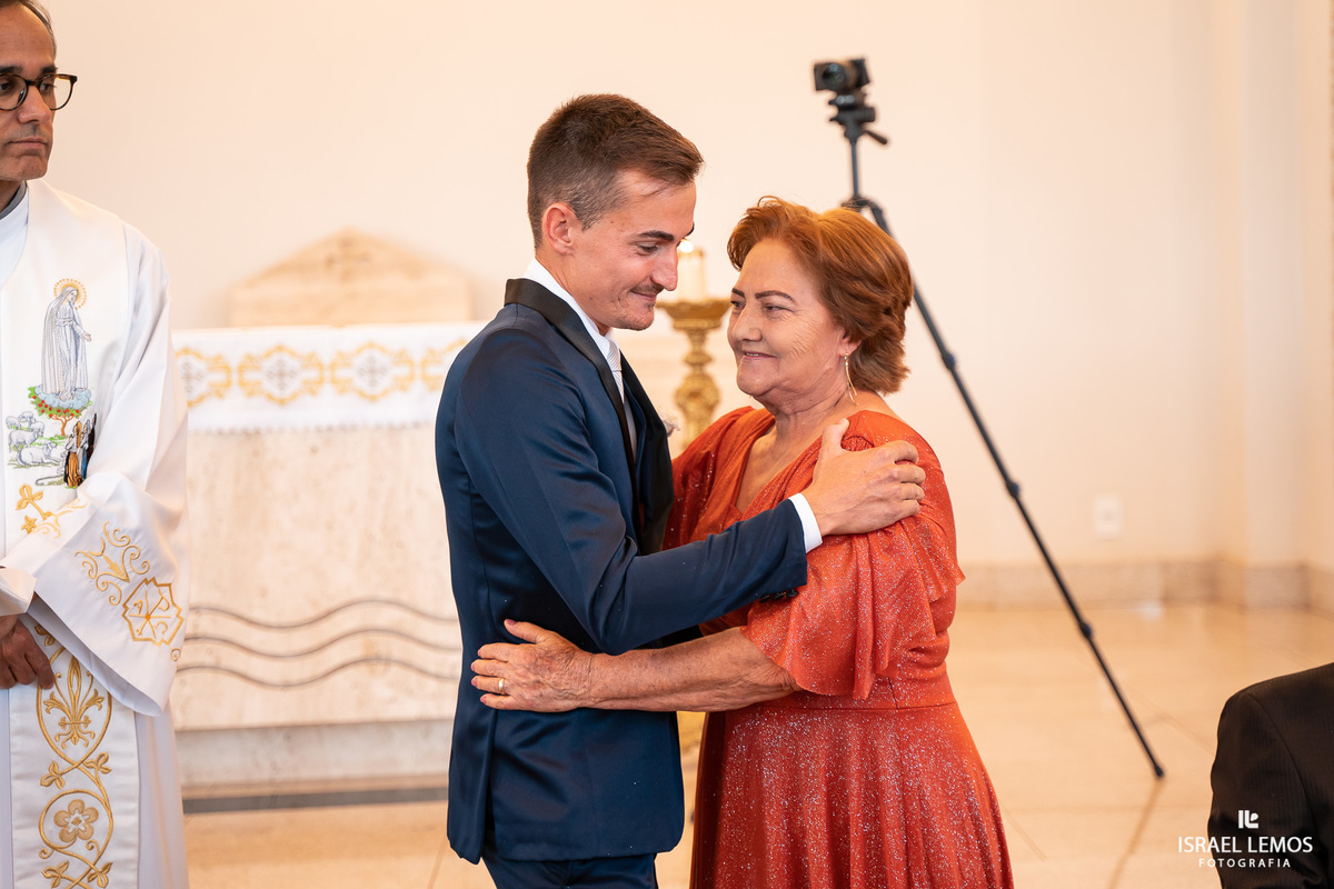 Fotografo de casamento em para de minas Israel Lemos fotografia fz lindo casamento na igreja de sao Pedro para de minas