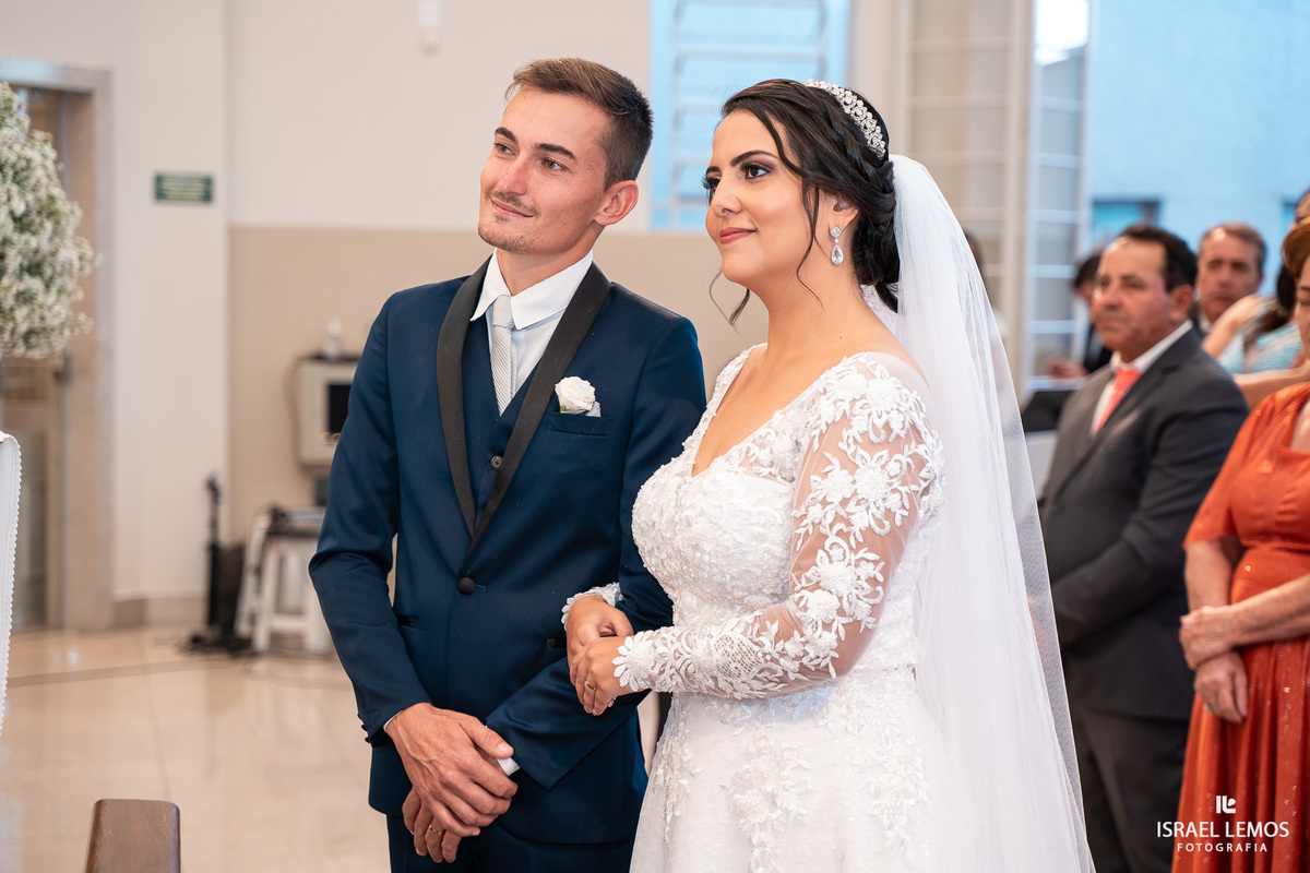 Fotografo de casamento em para de minas Israel Lemos fotografia fz lindo casamento na igreja de sao Pedro para de minas