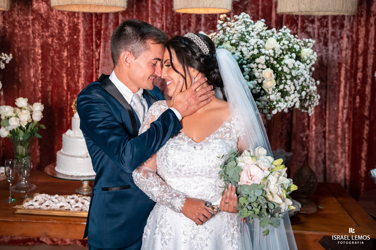 recepção casamento Fotografo de casamento em para de minas Israel Lemos fotografia fz lindo casamento na igreja de sao Pedro para de minas