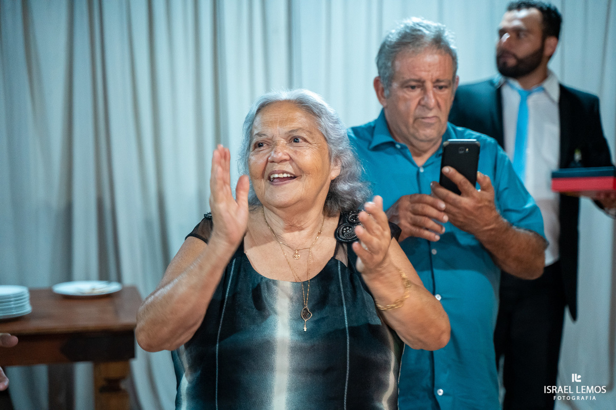 recepção casamento Fotografo de casamento em para de minas Israel Lemos fotografia fz lindo casamento na igreja de sao Pedro para de minas