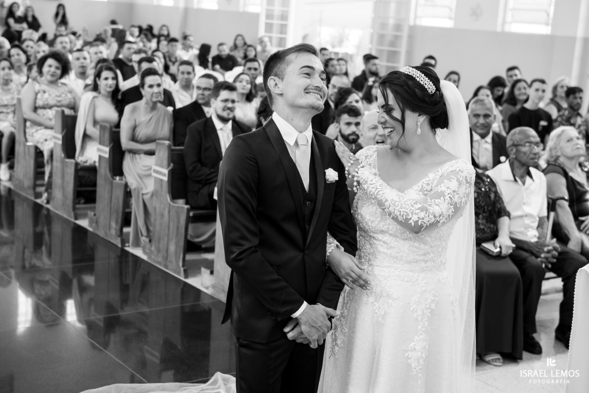 Fotografo de casamento em para de minas Israel Lemos fotografia fz lindo casamento na igreja de sao Pedro para de minas