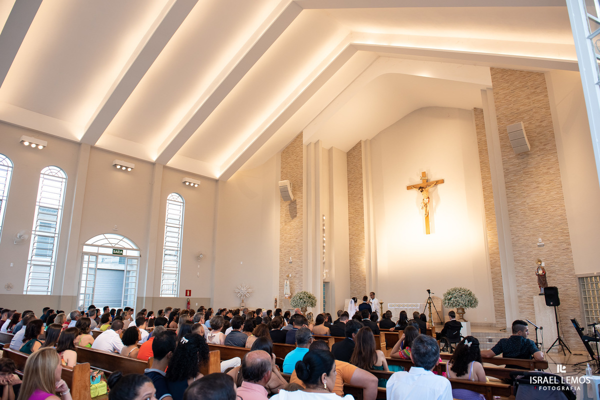 Fotografo de casamento em para de minas Israel Lemos fotografia fz lindo casamento na igreja de sao Pedro para de minas