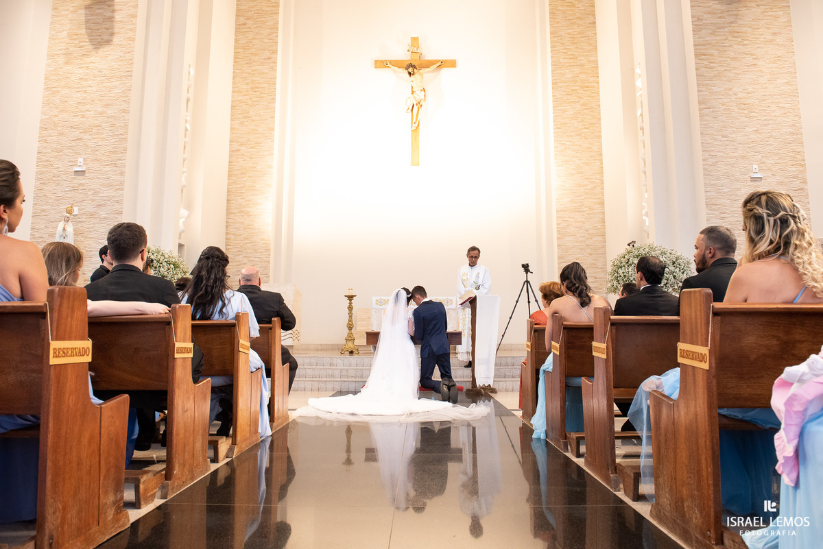 Fotografo de casamento em para de minas Israel Lemos fotografia fz lindo casamento na igreja de sao Pedro para de minas