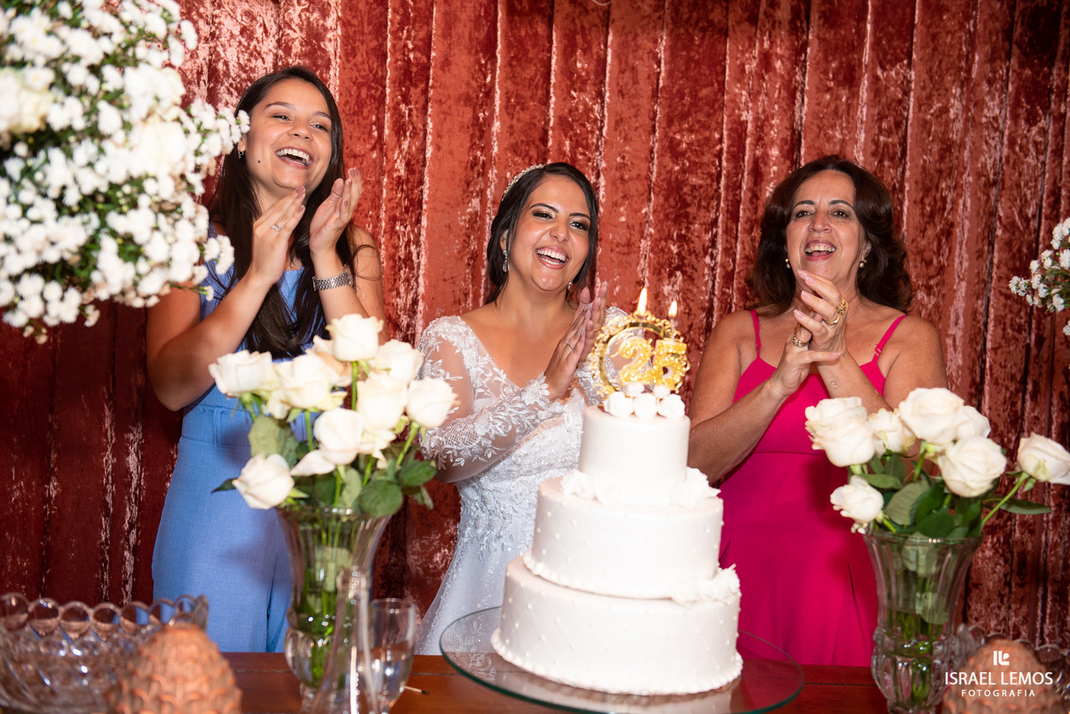 recepção casamento Fotografo de casamento em para de minas Israel Lemos fotografia fz lindo casamento na igreja de sao Pedro para de minas