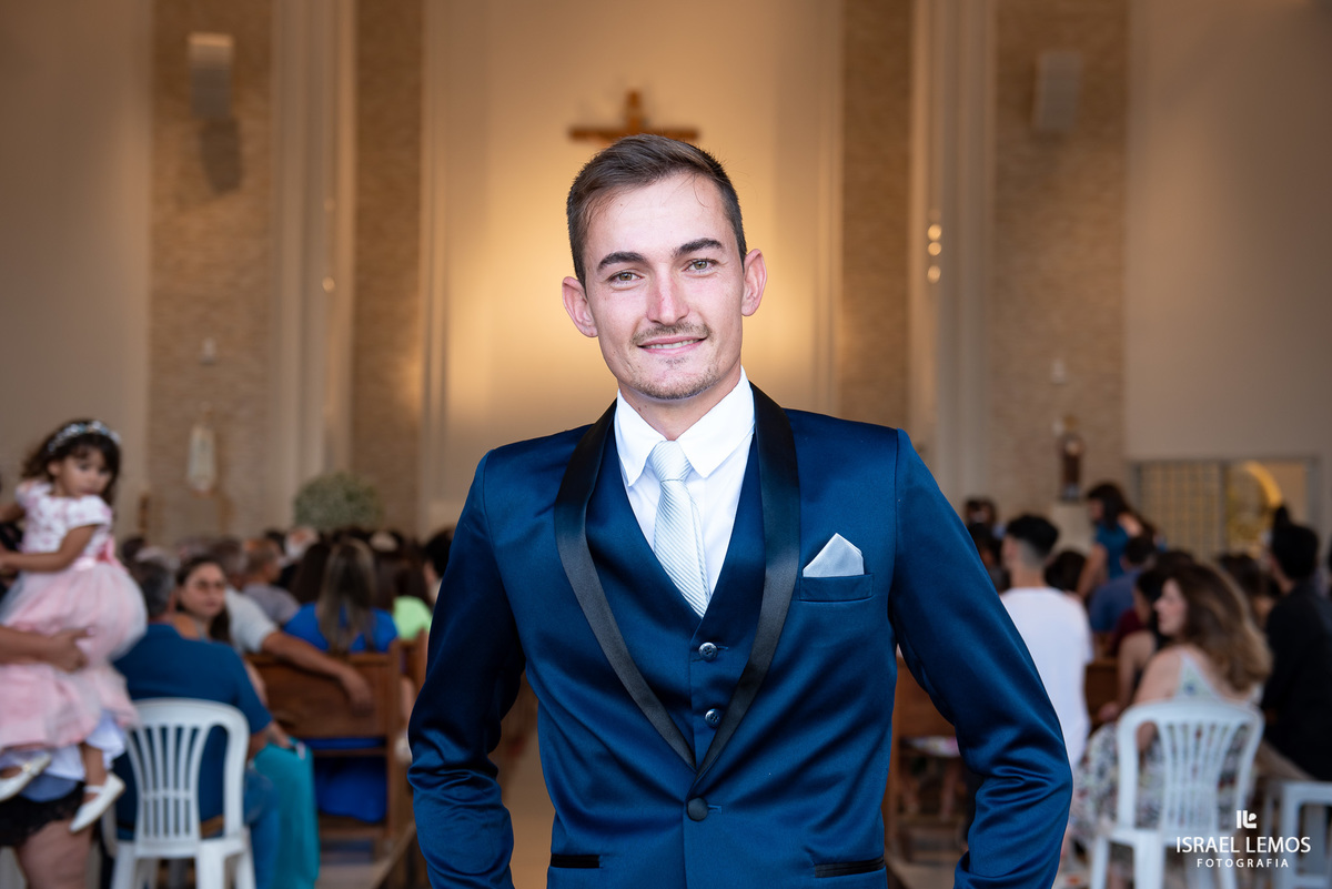 Terno de noivo para casamento em para de minas