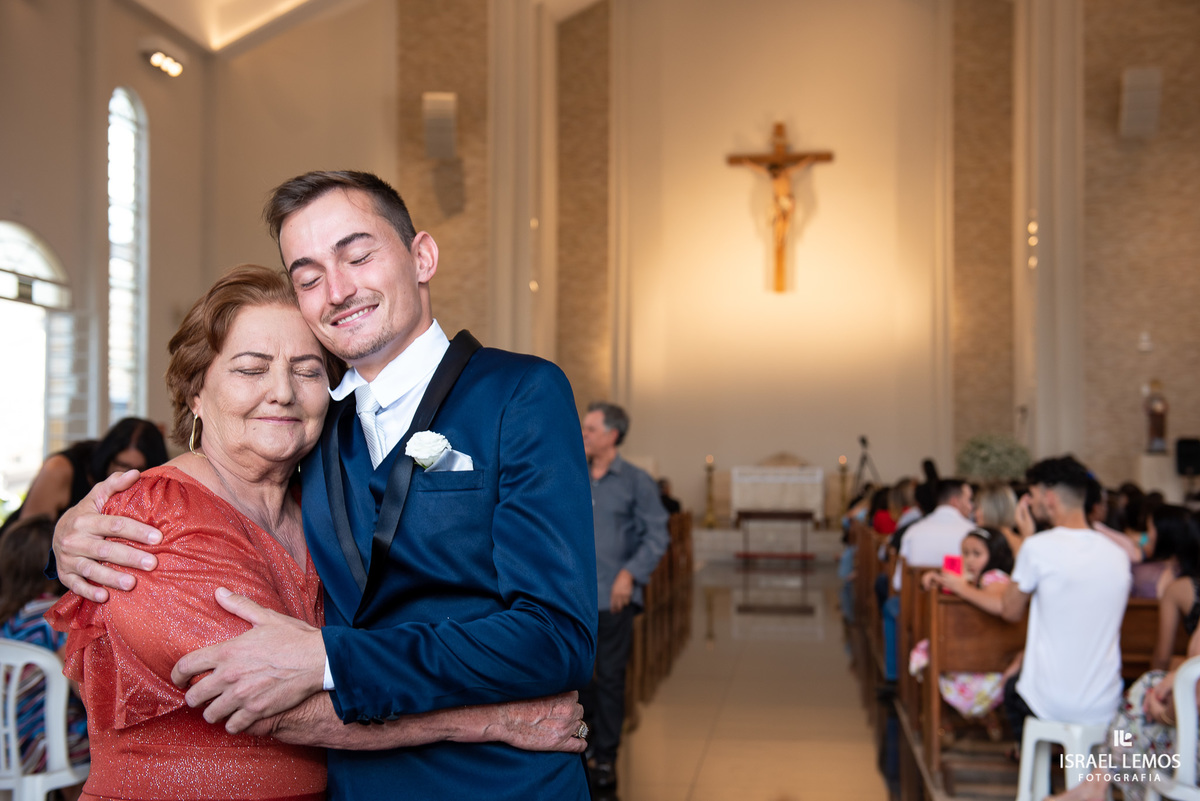 Fotografo de casamento em para de minas Israel Lemos fotografia fz lindo casamento na igreja de sao Pedro para de minas
