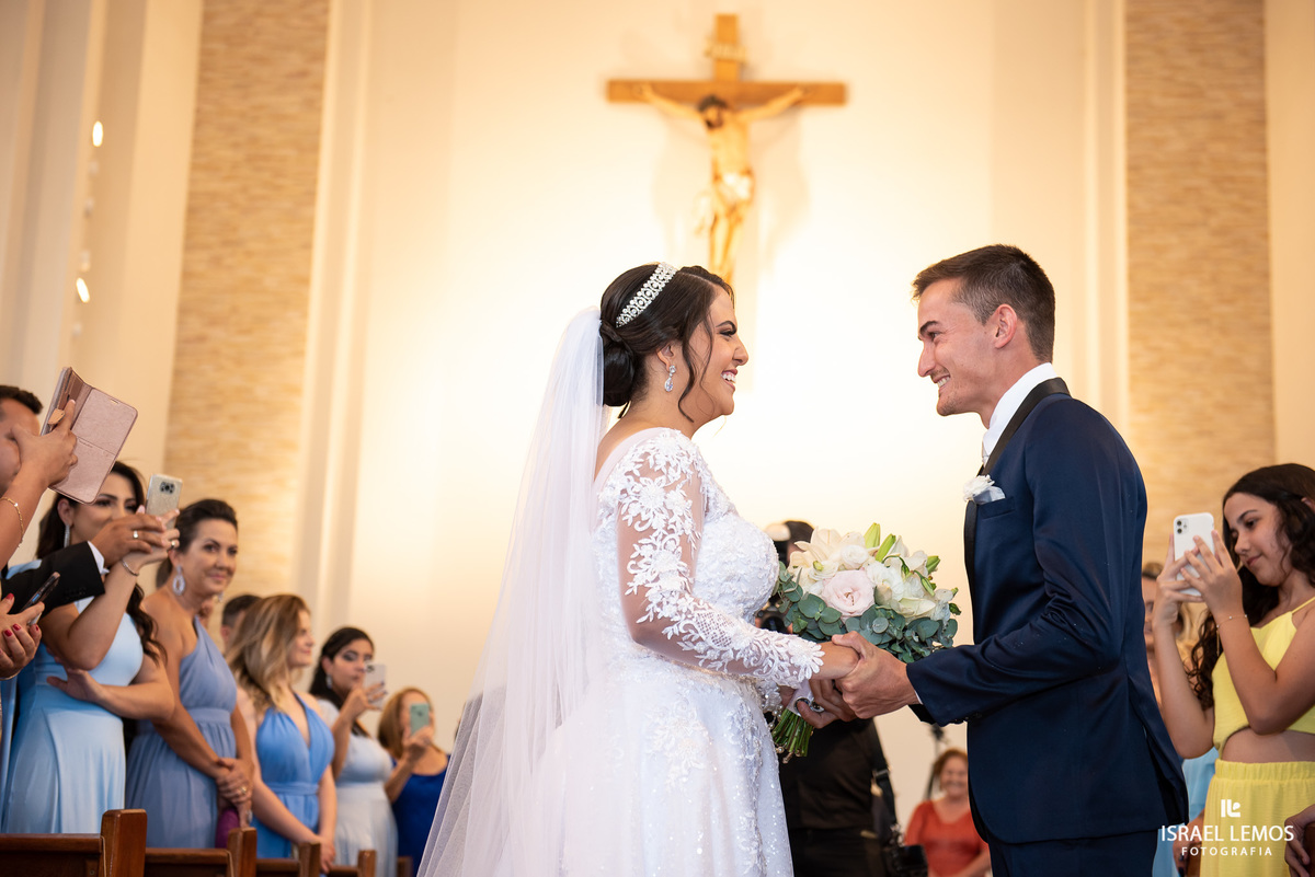 Fotografo de casamento em para de minas Israel Lemos fotografia fz lindo casamento na igreja de sao Pedro para de minas