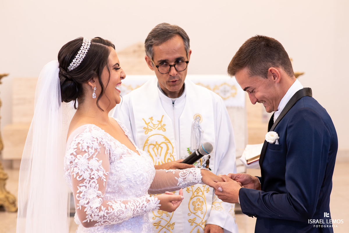 recepção casamento Fotografo de casamento em para de minas Israel Lemos fotografia fz lindo casamento na igreja de sao Pedro para de minas