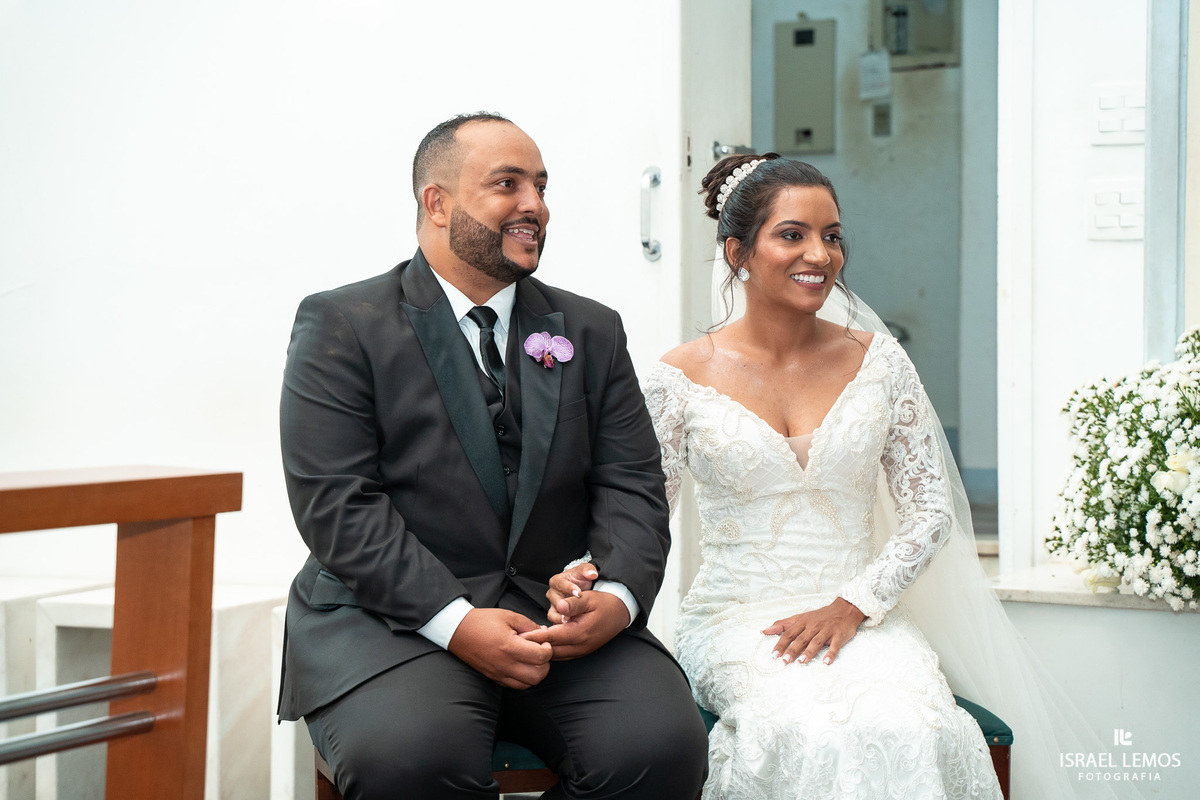 Fotografo de casamento faz fotos lindas na igreja N. S. das graças  em Para de Minas Israel Lemos fotografo