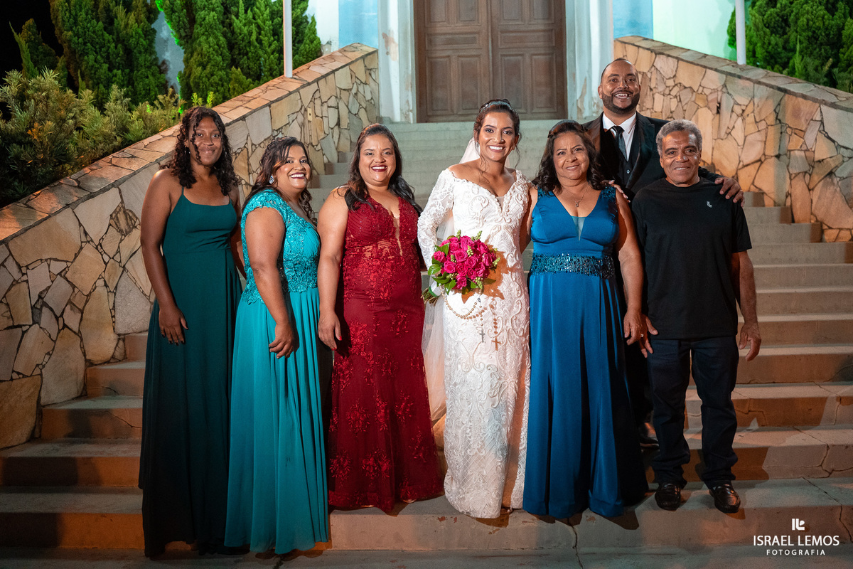 Fotografo de casamento faz fotos lindas na igreja N. S. das graças  em Para de Minas Israel Lemos fotografo