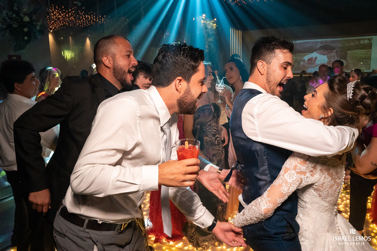 Em Liac Eventos, você pode alugar um espaço para comemorar o casamento a partir de R$12.995 e até R$36.965,50.