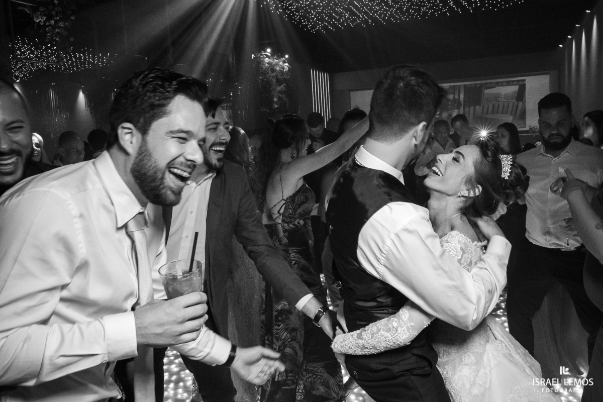 passar a mao na bunda ainda nao comi 