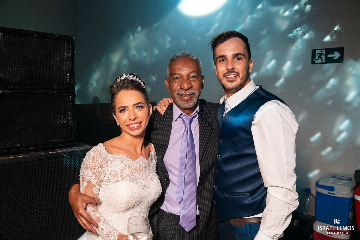 Liac Eventos oferece os seguintes tipos de recintos para eventos:
Salões de banquetes
Jardins
Cozinha para uso do buffet
Pista de dança
Estacionamento
Outros (Pub para anfitrião Spa para anfitrião Área Kids.)