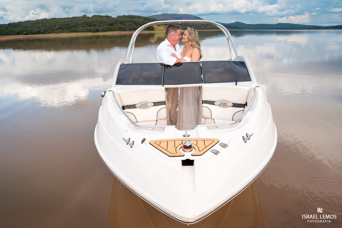 como alugar uma lancha em Carmo do carujo para fotografar no cassino molhado em divinopolis