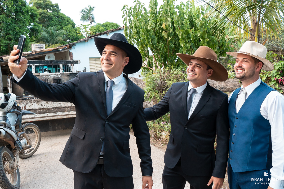 momento self com os amigos