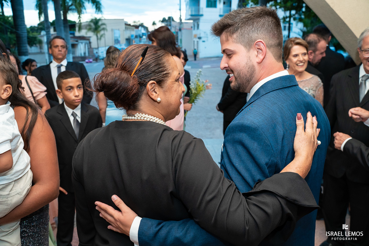 casamento na igreja de sao sebastião em inhaúma mg fotos lindas do fotografo de cachoeira da prata israel lemos