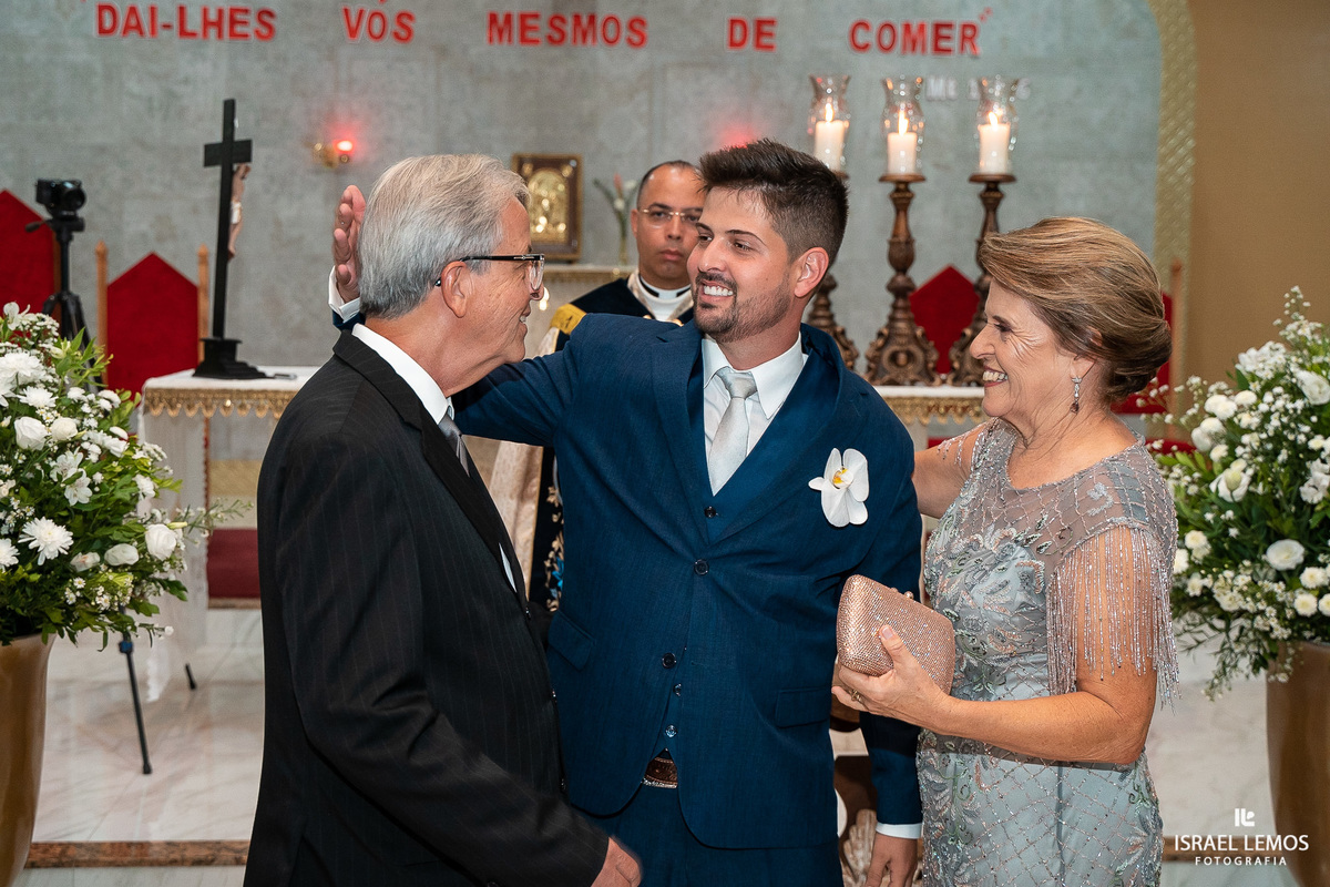 casamento na igreja de sao sebastião em inhaúma mg fotos lindas do fotografo de cachoeira da prata israel lemos