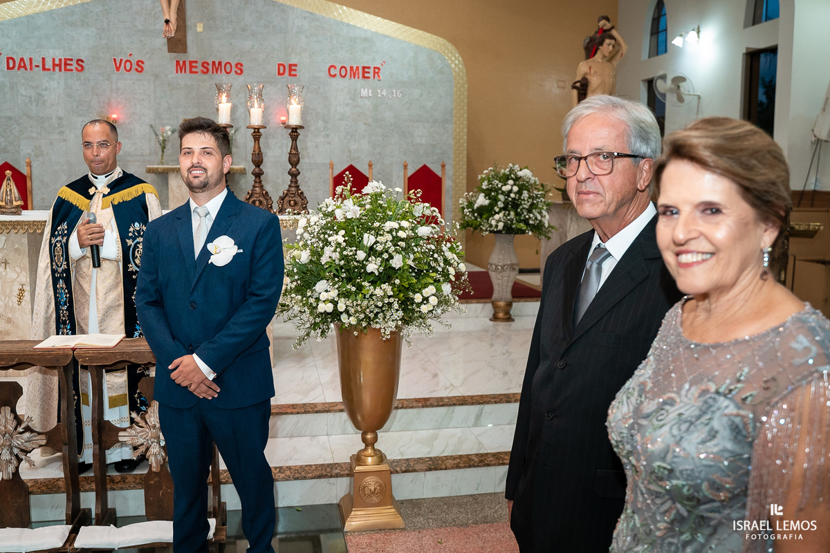 casamento na igreja de sao sebastião em inhaúma mg fotos lindas do fotografo de cachoeira da prata israel lemoscasamento na igreja de sao sebastião em inhaúma mg fotos lindas do fotografo de cachoeira da prata israel lemos