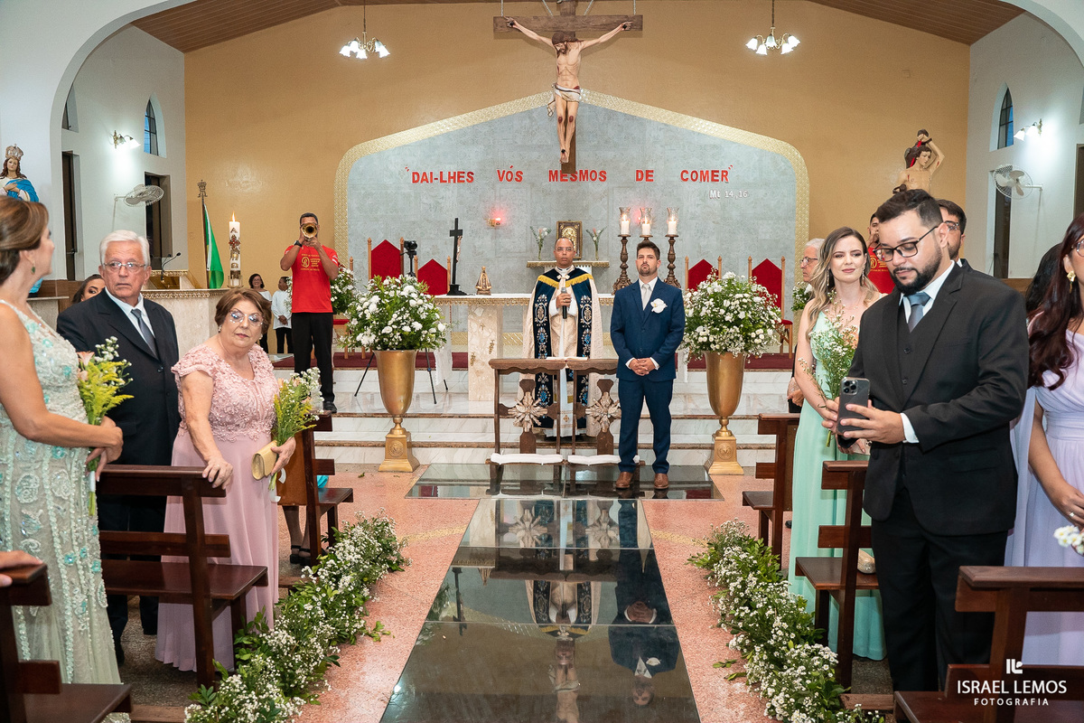 casamento na igreja de sao sebastião em inhaúma mg fotos lindas do fotografo de cachoeira da prata israel lemos