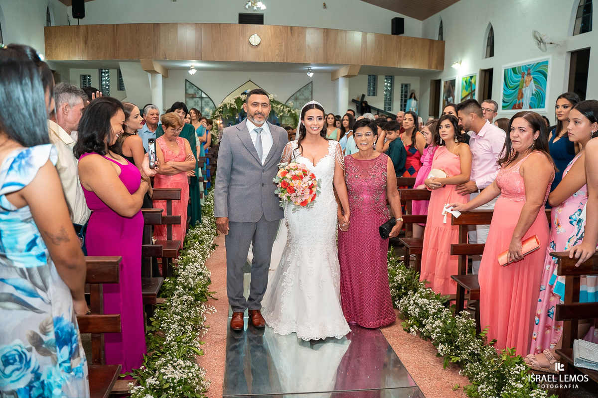 casamento na igreja de sao sebastião em inhaúma mg fotos lindas do fotografo de cachoeira da prata israel lemos