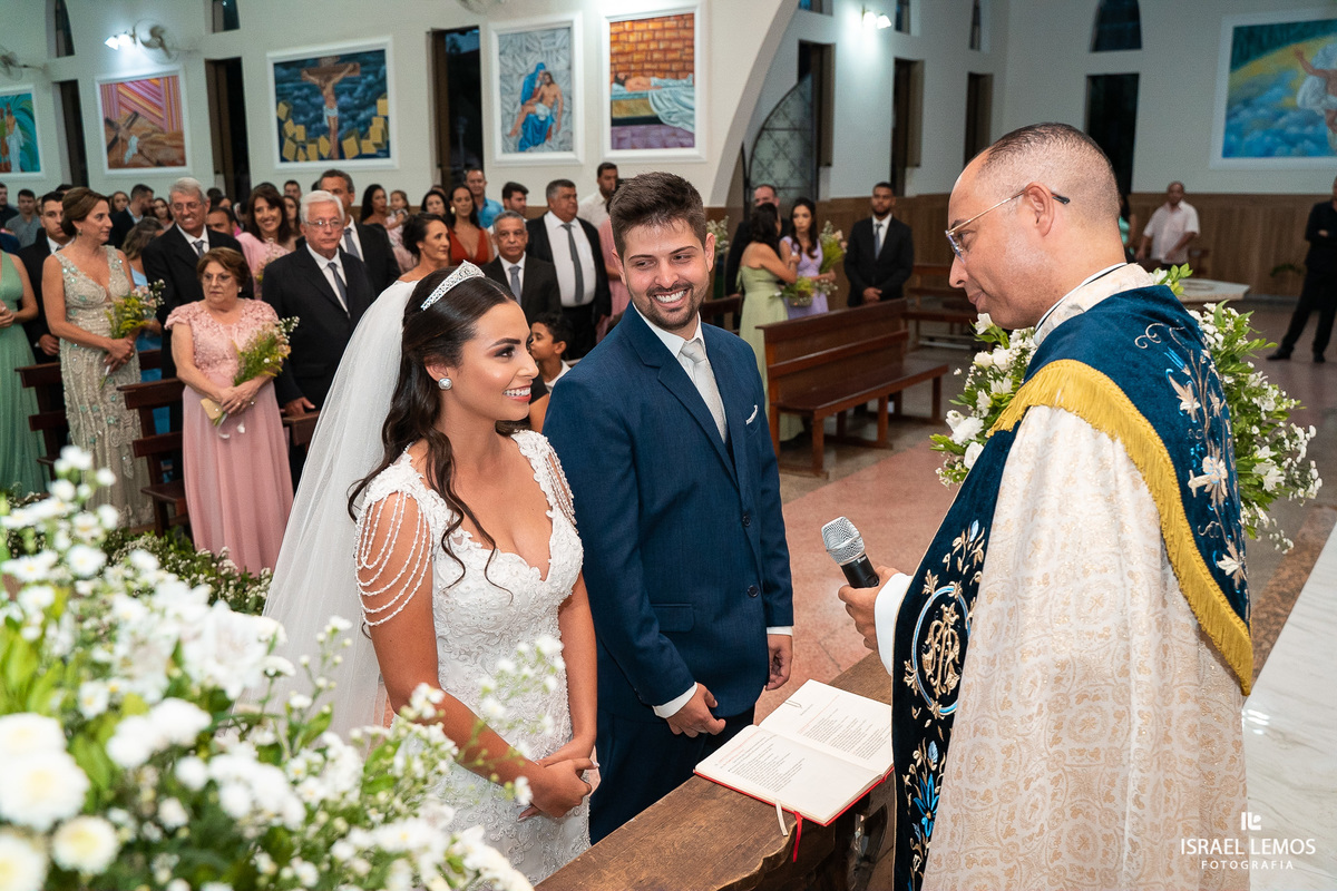 casamento na igreja de sao sebastião em inhaúma mg fotos lindas do fotografo de cachoeira da prata israel lemos