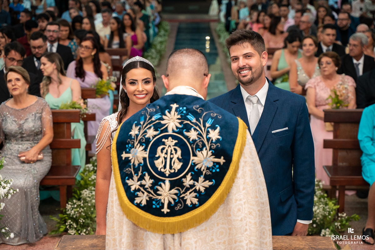 casamento na igreja de sao sebastião em inhaúma mg fotos lindas do fotografo de cachoeira da prata israel lemos