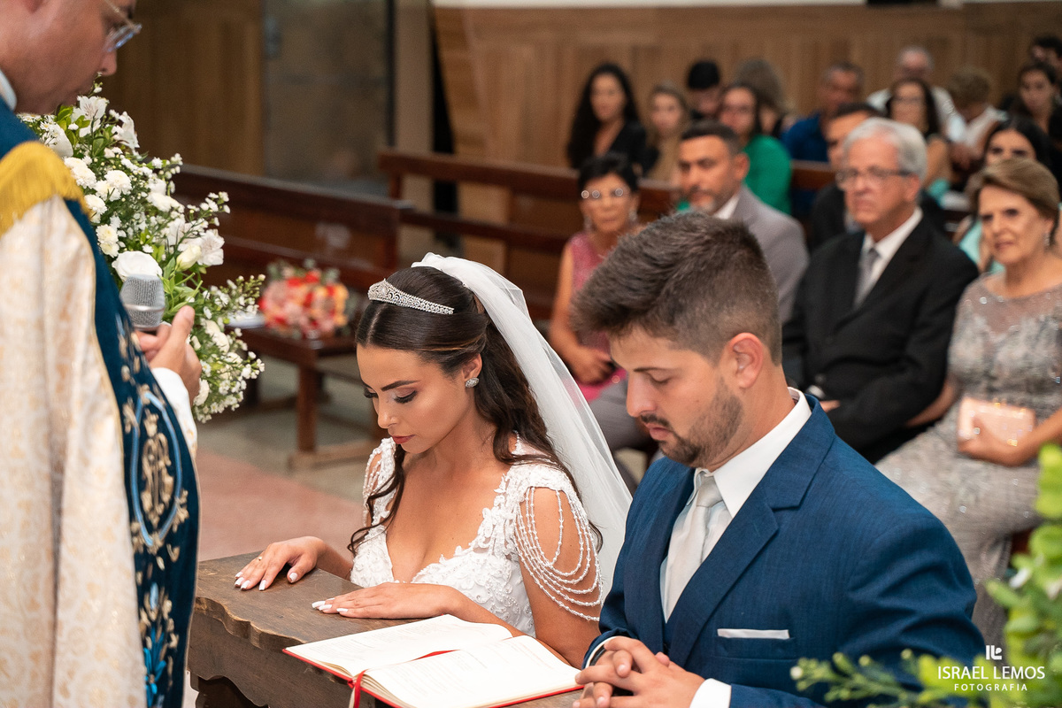 casamento na igreja de sao sebastião em inhaúma mg fotos lindas do fotografo de cachoeira da prata israel lemos